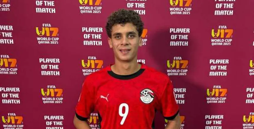 تحرك عاجل من والد حمزة عبد الكريم لحسم انتقاله لبرشلونة.. والأهلي يكشف موقفه